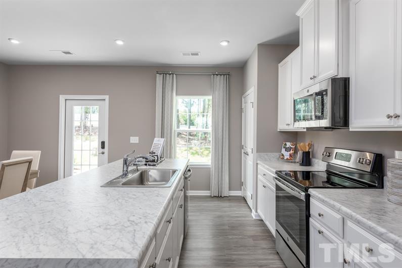 8725 Red Canyon Way Raleigh, NC 27616 - Photo 3 of 6 Gallery Image 3