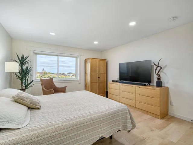 $699,000 | 334 Cherokee Avenue, Unit 108, St. Paul, MN 55107