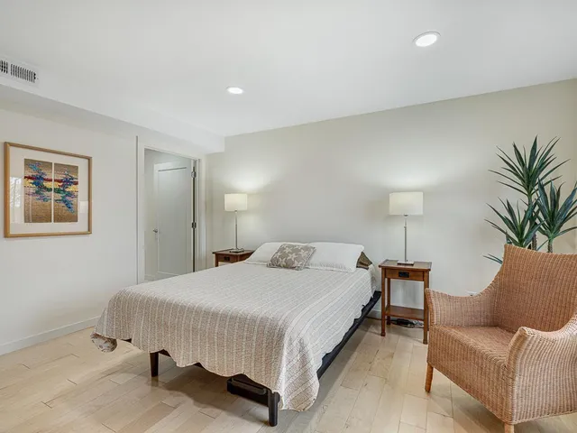 $699,000 | 334 Cherokee Avenue, Unit 108, St. Paul, MN 55107