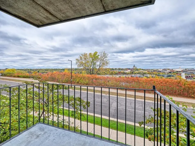 $699,000 | 334 Cherokee Avenue, Unit 108, St. Paul, MN 55107