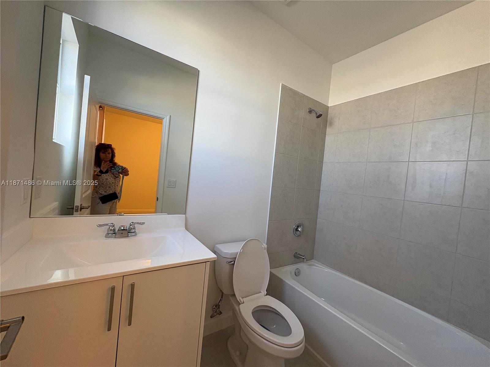 27700 Southwest 156th Court Homestead, FL 33031 - Photo 26 of 30 Bathroom 3