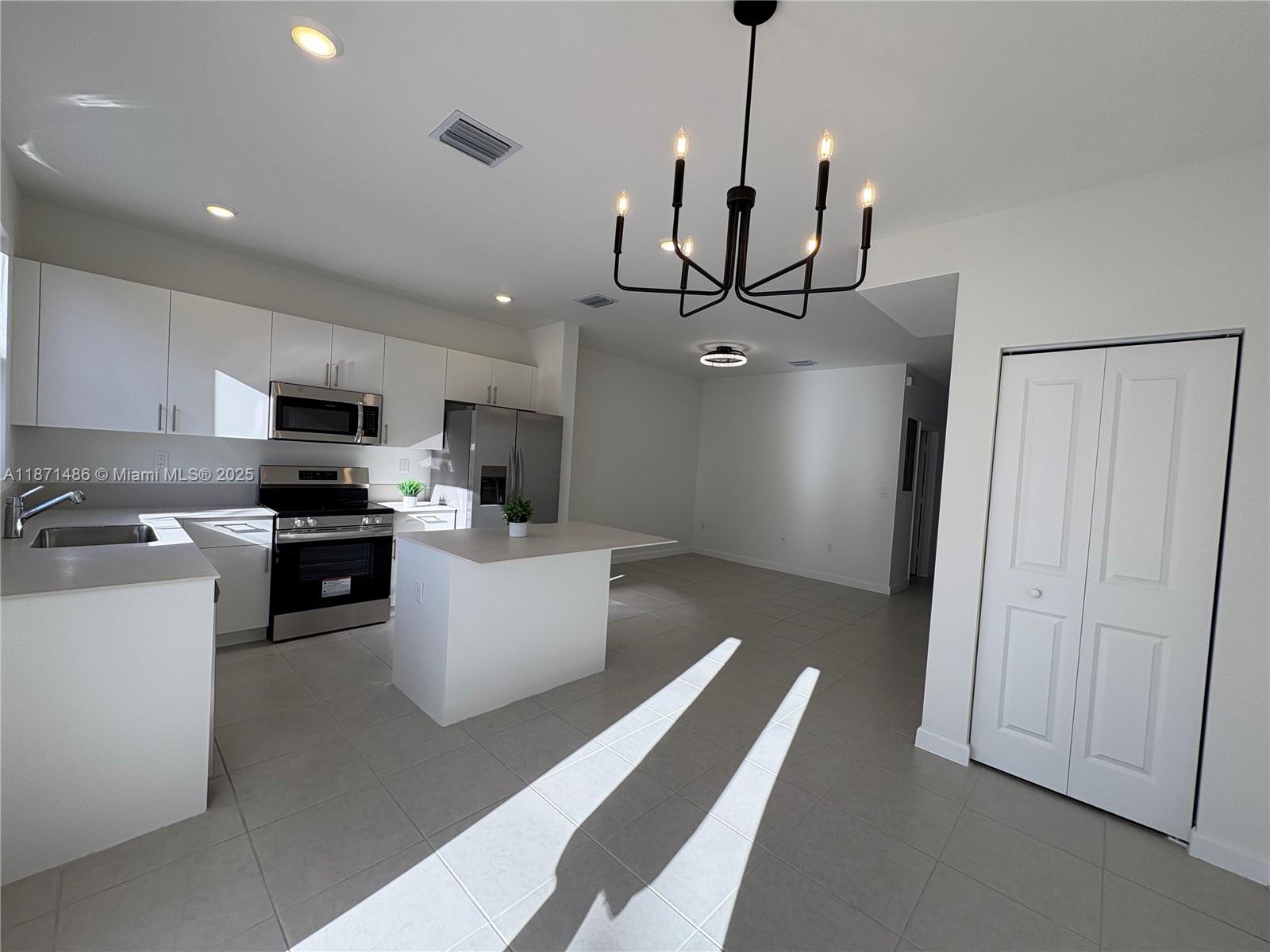 27700 Southwest 156th Court Homestead, FL 33031 - Photo 4 of 30