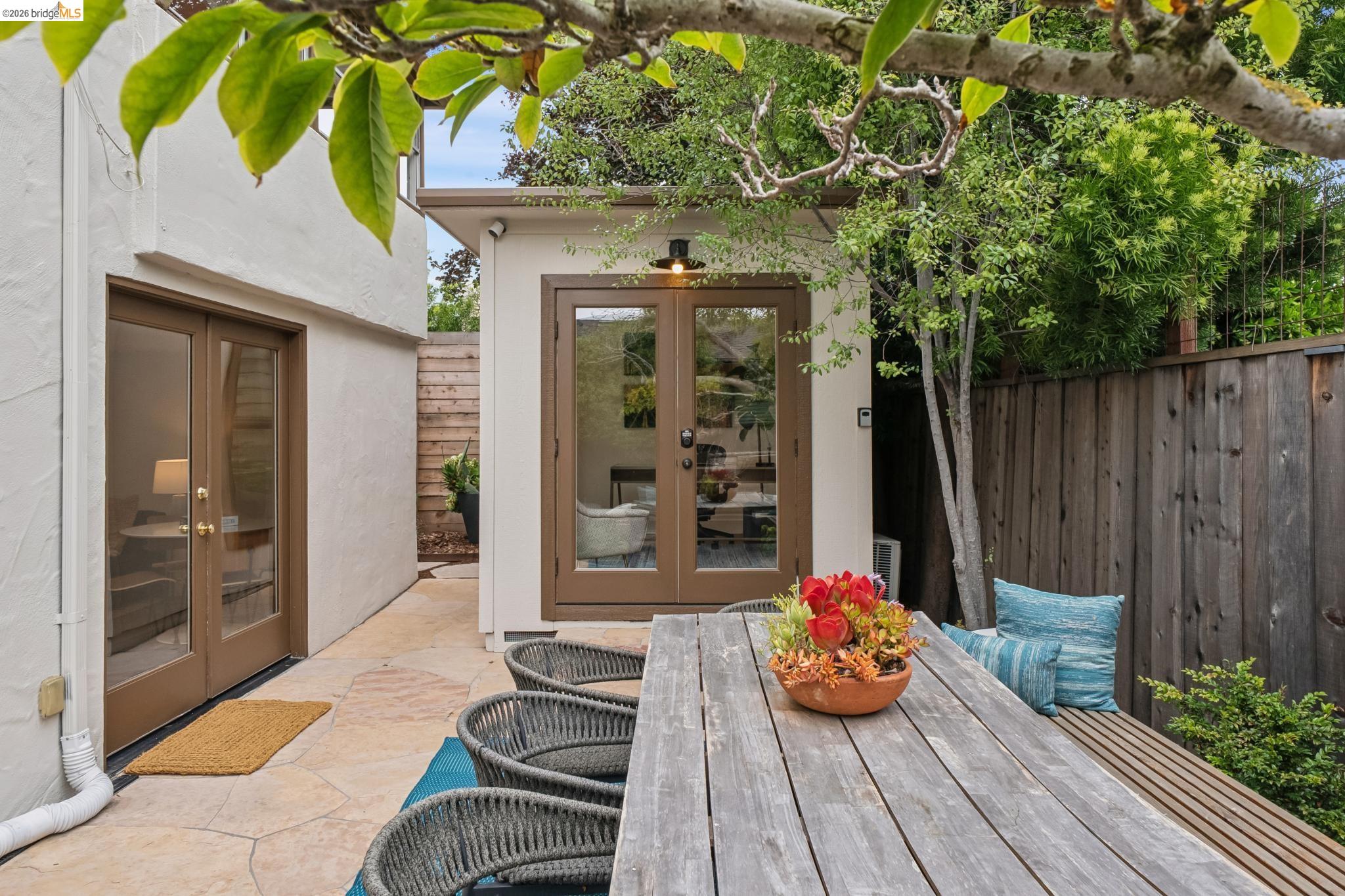 1246 Hopkins Street Berkeley, CA 94702 - Photo 58 of 68