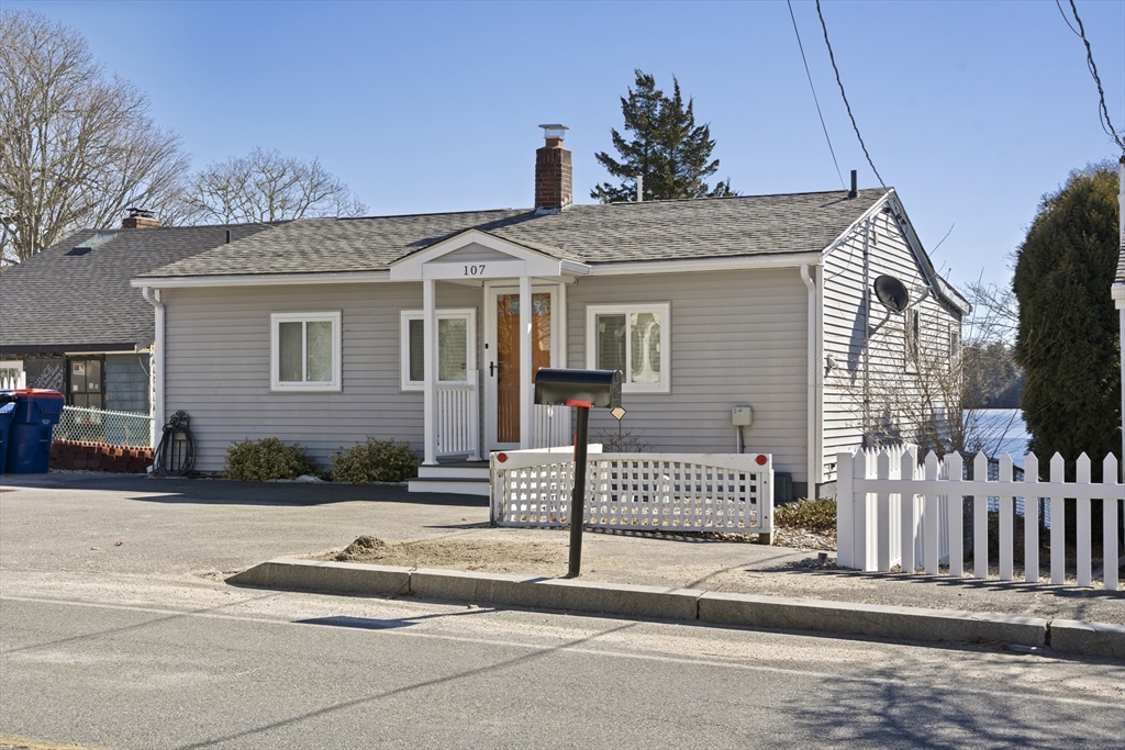 107 Glen Charlie Road Wareham, MA 02538 - Photo 2 of 17 Gallery Image 2