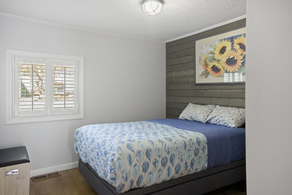 107 Glen Charlie Road Wareham, MA 02538 - Photo 10 of 17 Gallery Image 10