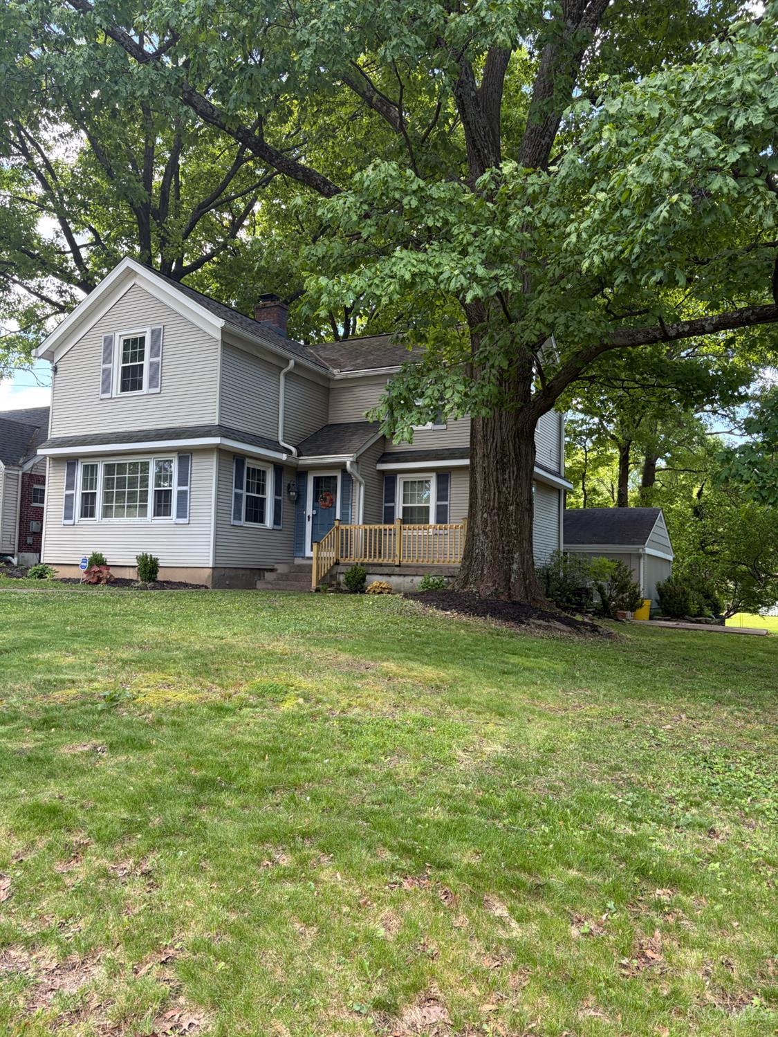 5449 Sidney Road Cincinnati, OH 45238 - Photo 2 of 27