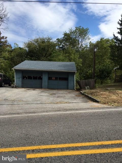 1565 Jug Road Dover, PA 17315 - Photo 4 of 15