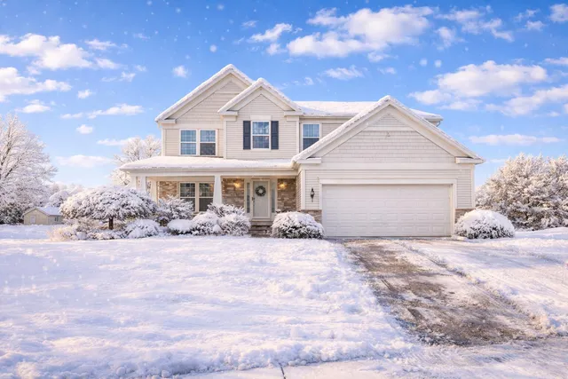 $525,000 | 574 Legacy Court Northeast, Rockford, MI 49341