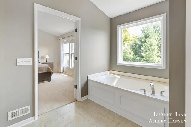 $525,000 | 574 Legacy Court Northeast, Rockford, MI 49341