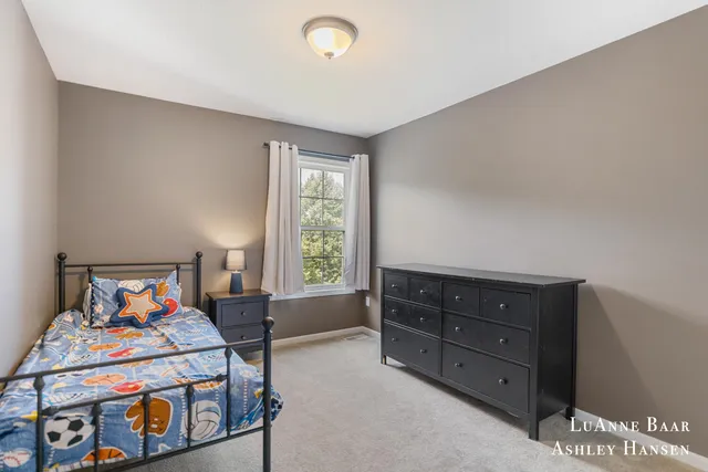 $525,000 | 574 Legacy Court Northeast, Rockford, MI 49341