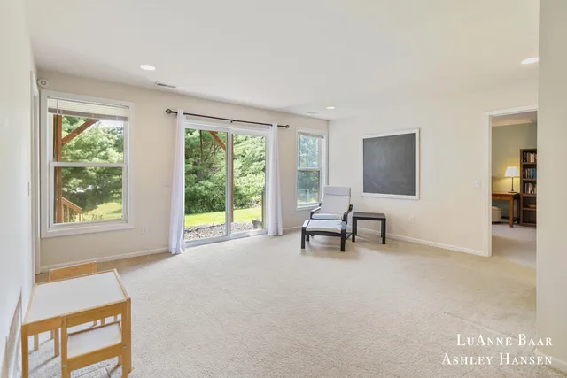 $525,000 | 574 Legacy Court Northeast, Rockford, MI 49341