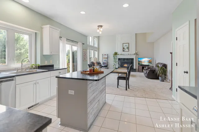 $525,000 | 574 Legacy Court Northeast, Rockford, MI 49341