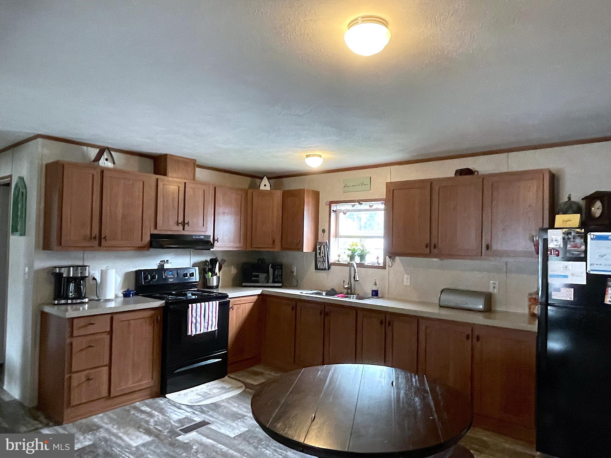 24 Ruth Drive Gordonville, PA 17529 - Photo 2 of 18 Gallery Image 2