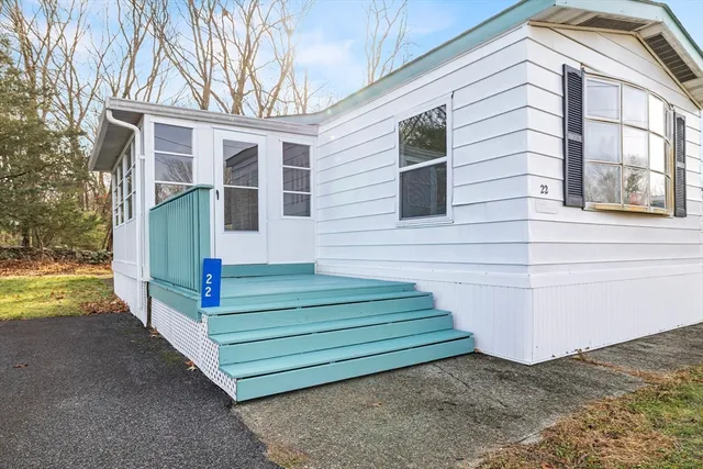 $235,000 | 22 Southway, Taunton, MA 02780