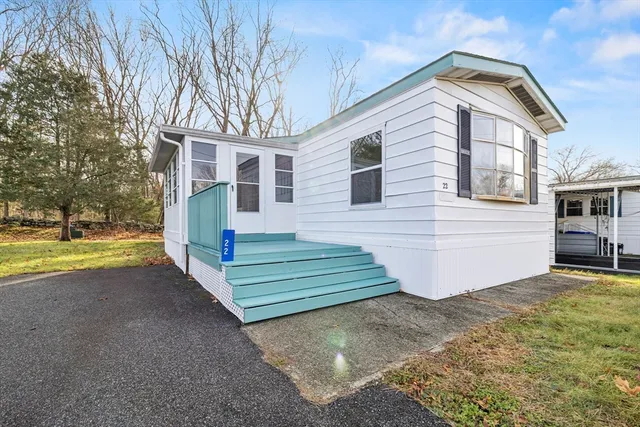 $235,000 | 22 Southway, Taunton, MA 02780