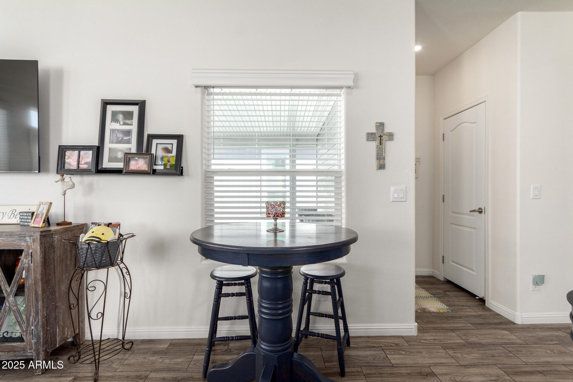 2206 South Ellsworth Road, Unit 103B Mesa, AZ 85209 - Photo 12 of 27 a view of a room with gym equipment