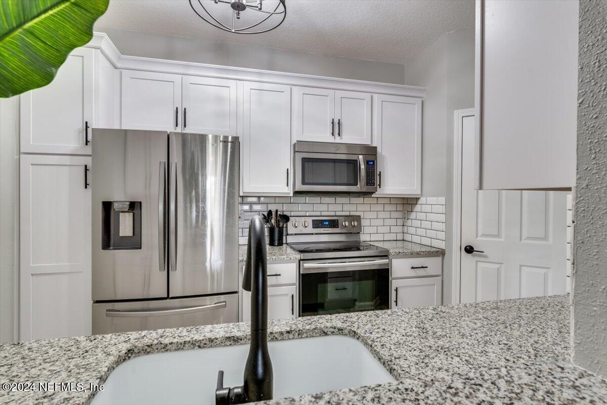 10550 Baymeadows Road, Unit 505 Jacksonville, FL 32256 - Photo 13 of 42 16-FULL-008
