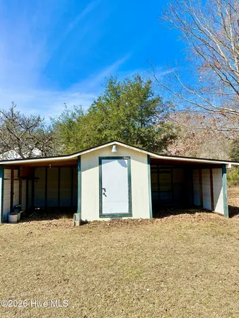 $195,000 | 201 Pecan Drive, Elizabethtown, NC 28337