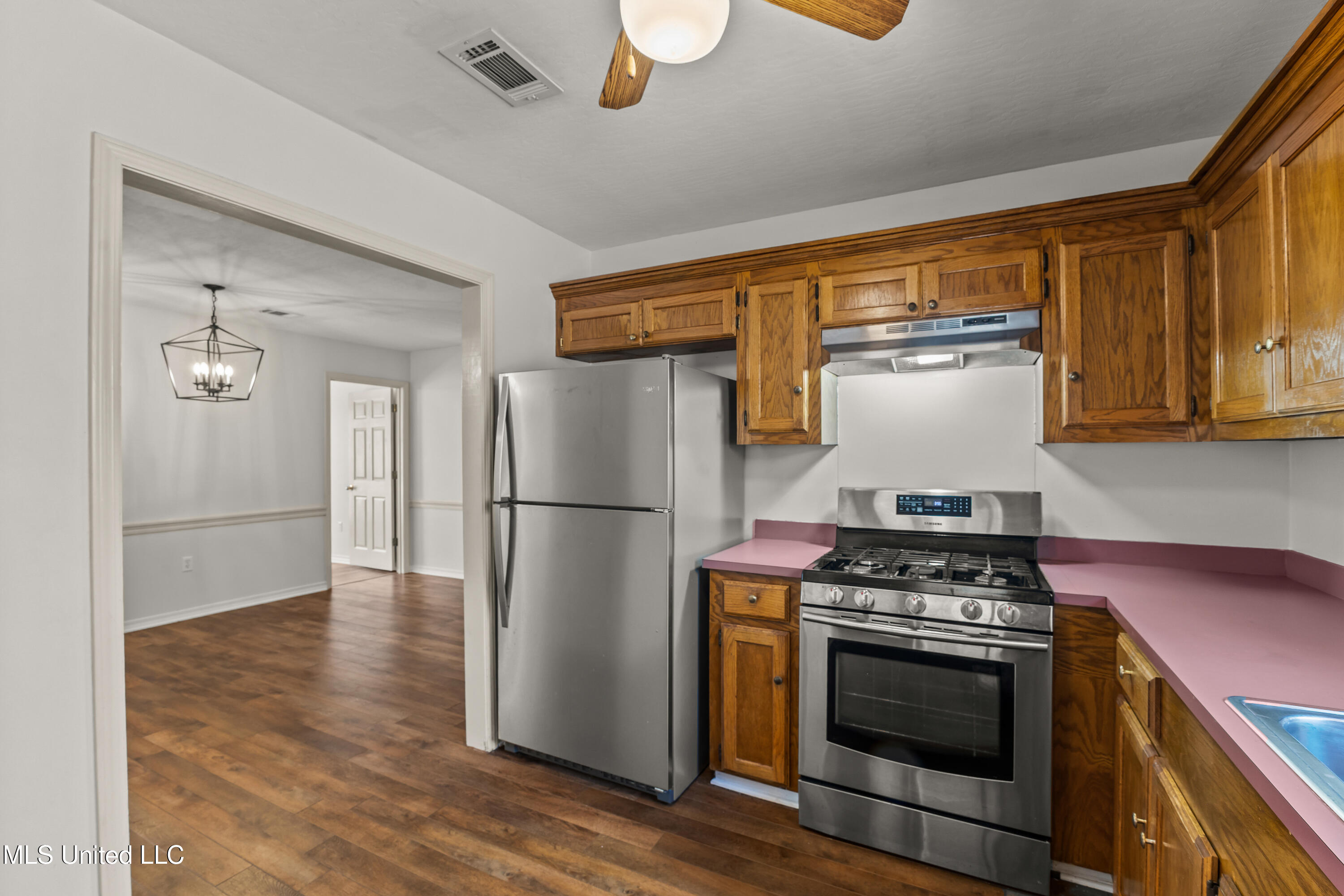 42 Asa Miley Road Hattiesburg, MS 39401 - Photo 14 of 43 42_Asa_Miley_Rd-15