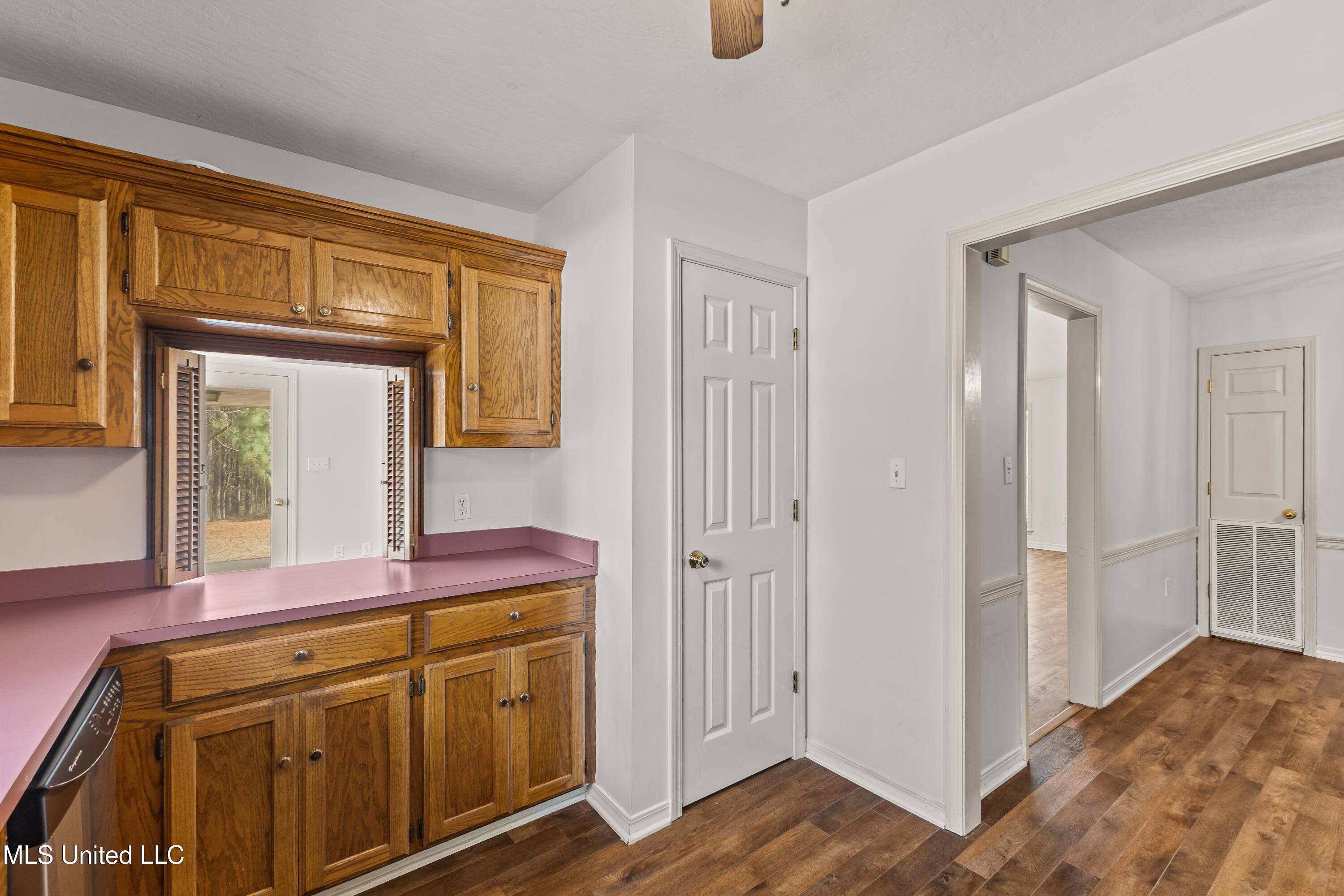 42 Asa Miley Road Hattiesburg, MS 39401 - Photo 15 of 43 42_Asa_Miley_Rd-14