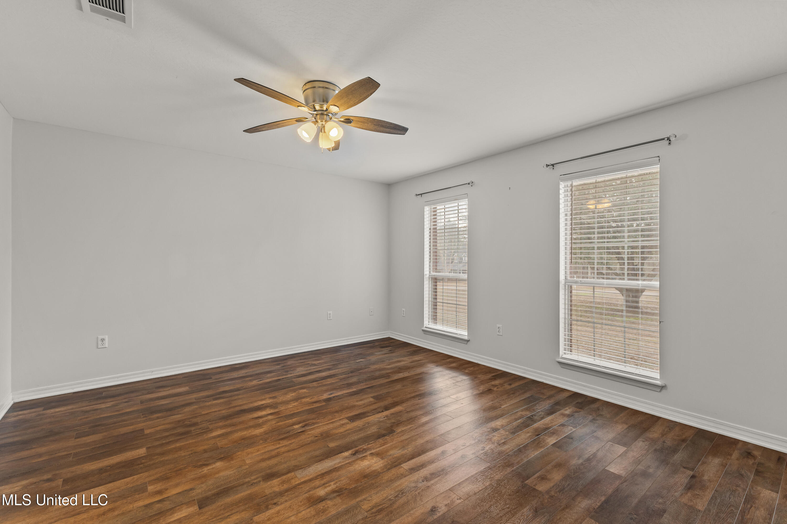 42 Asa Miley Road Hattiesburg, MS 39401 - Photo 20 of 43 42_Asa_Miley_Rd-20