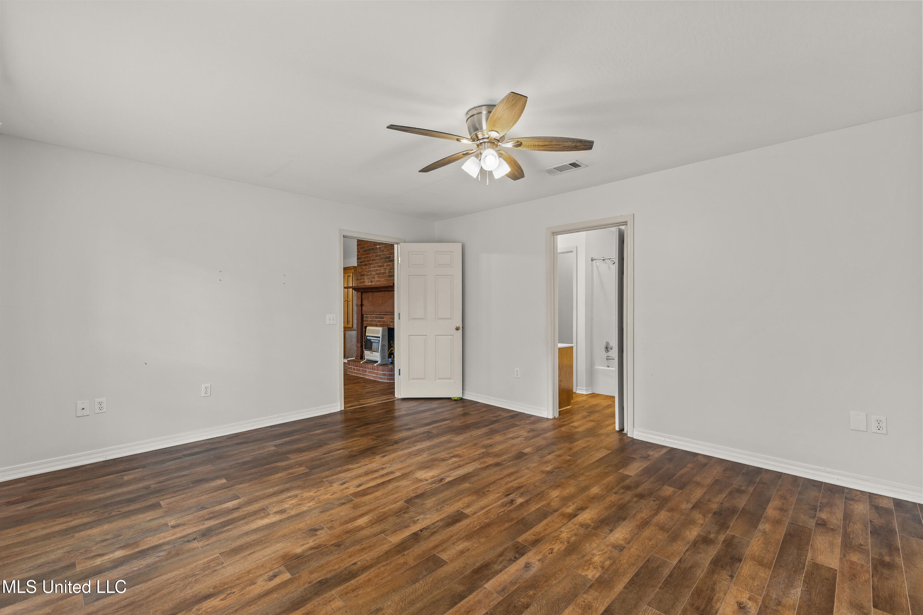 42 Asa Miley Road Hattiesburg, MS 39401 - Photo 21 of 43 42_Asa_Miley_Rd-21