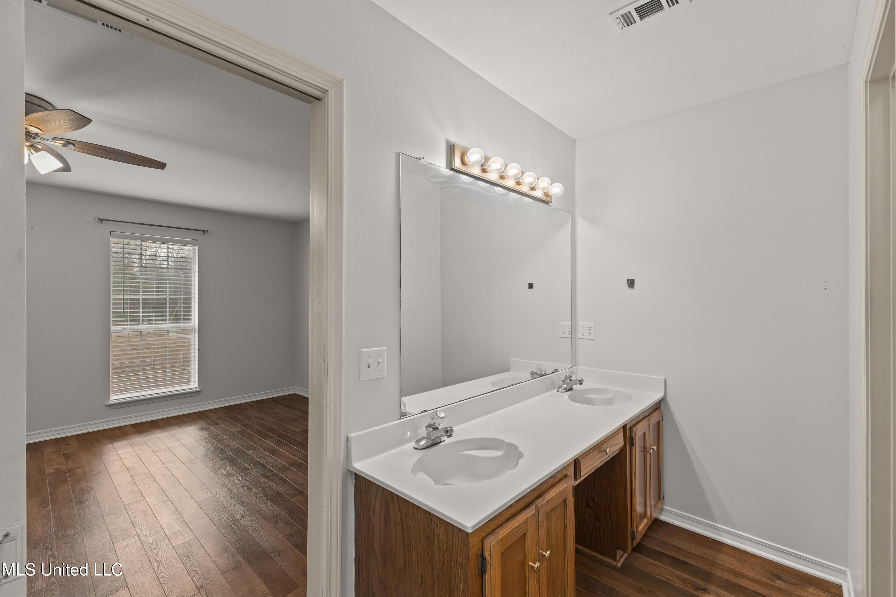 42 Asa Miley Road Hattiesburg, MS 39401 - Photo 22 of 43 42_Asa_Miley_Rd-22