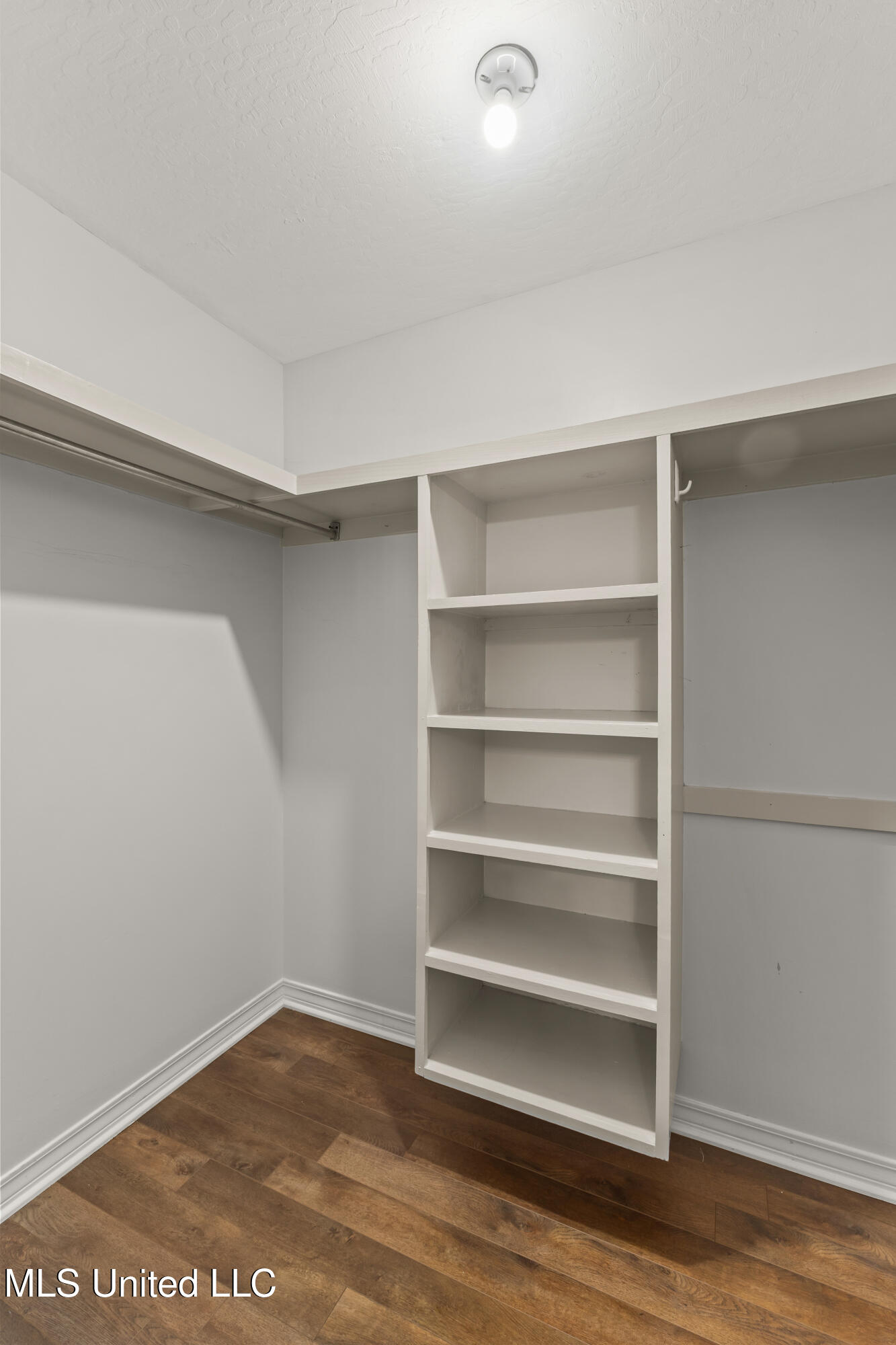 42 Asa Miley Road Hattiesburg, MS 39401 - Photo 24 of 43 42_Asa_Miley_Rd-24