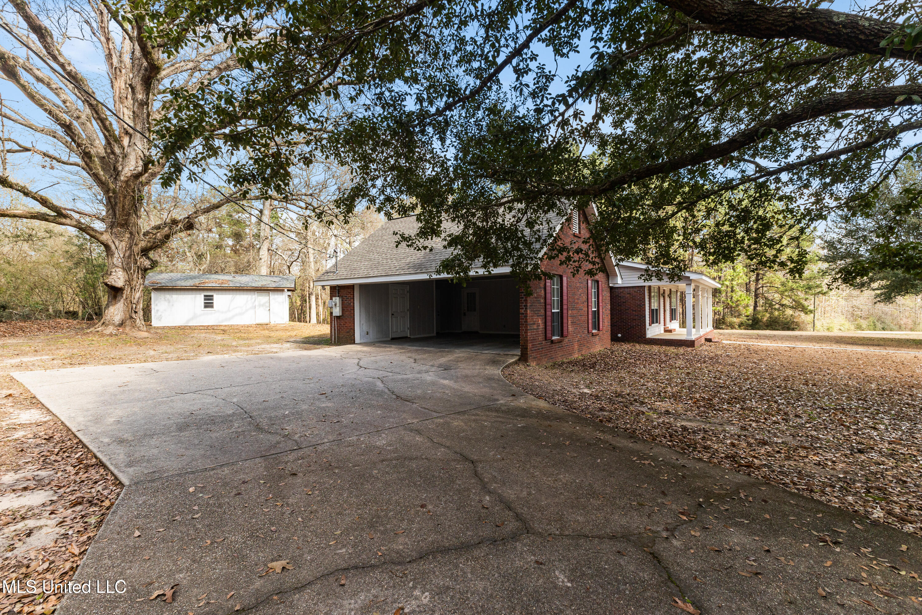 42 Asa Miley Road Hattiesburg, MS 39401 - Photo 35 of 43 42_Asa_Miley_Rd-35
