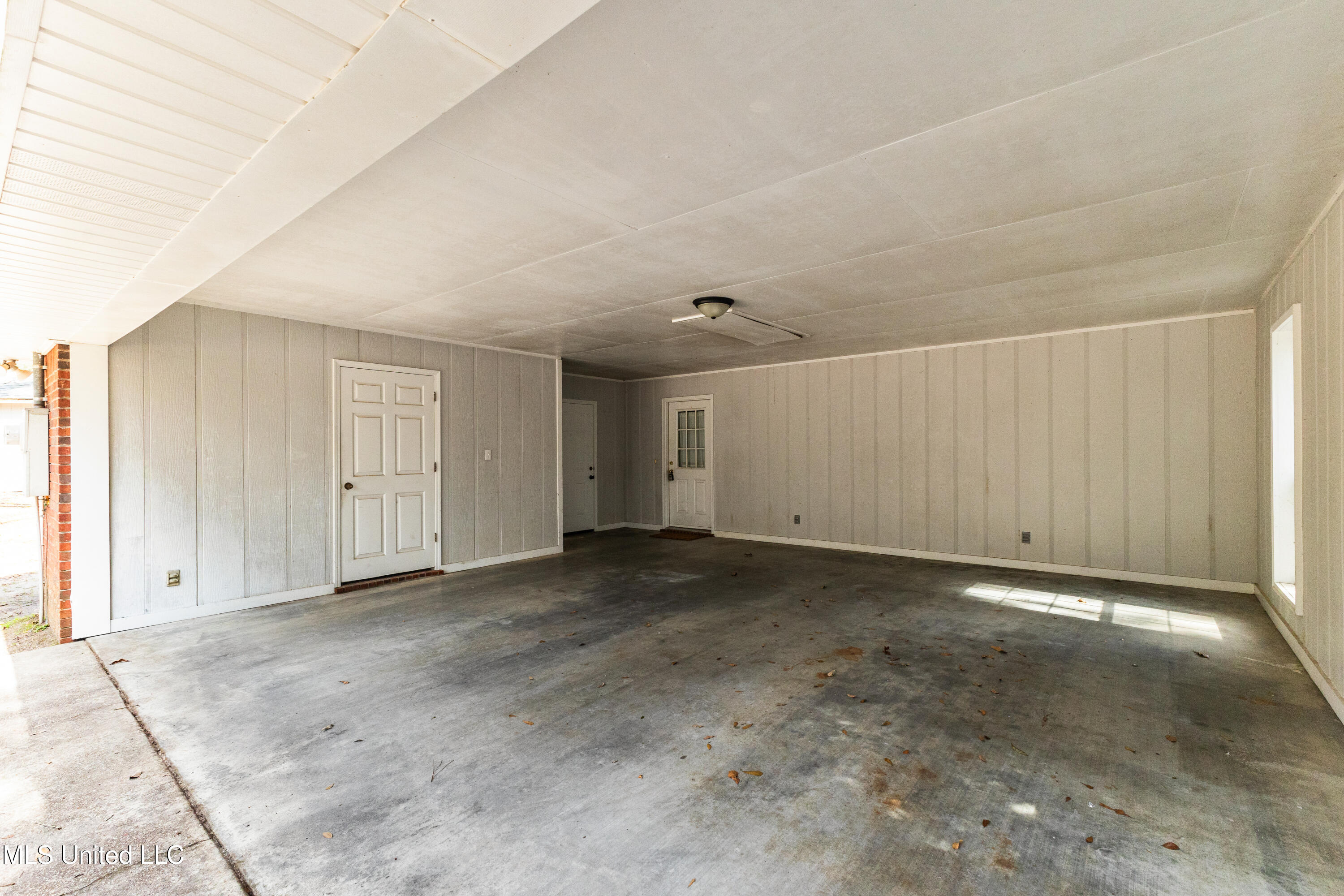 42 Asa Miley Road Hattiesburg, MS 39401 - Photo 36 of 43 42_Asa_Miley_Rd-36