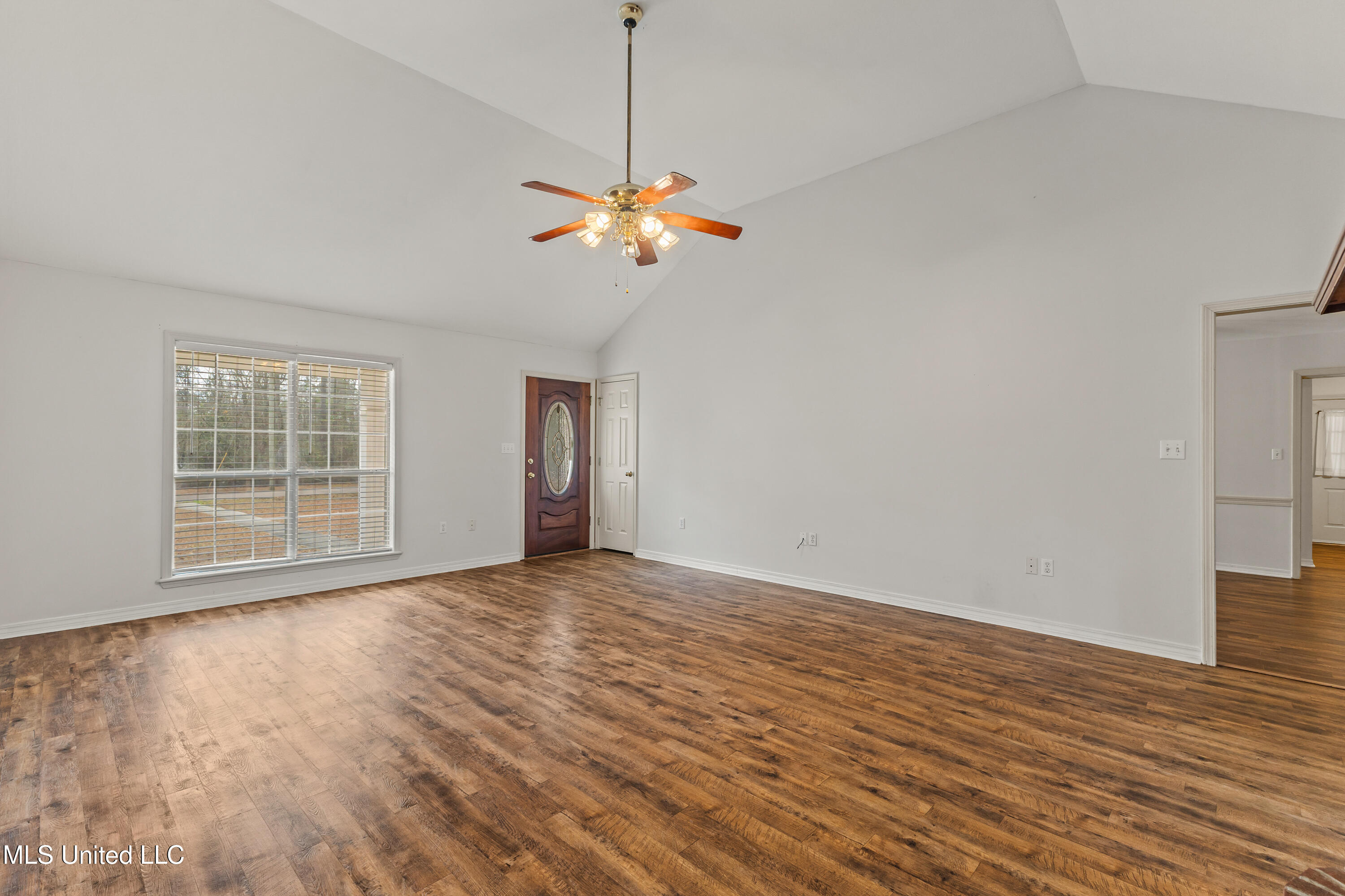 42 Asa Miley Road Hattiesburg, MS 39401 - Photo 9 of 43 42_Asa_Miley_Rd-9