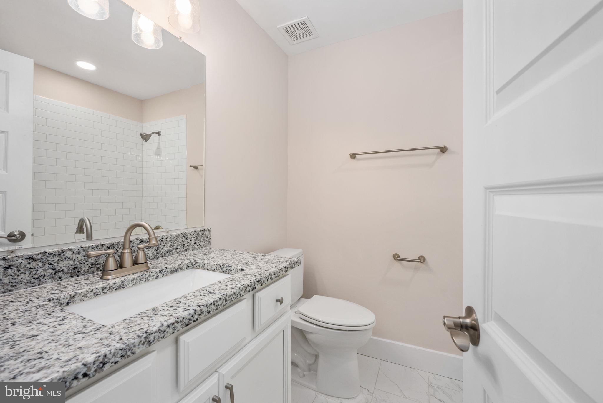 13349 Kingsman Road Woodbridge, VA 22193 - Photo 18 of 45 Gallery Image 18