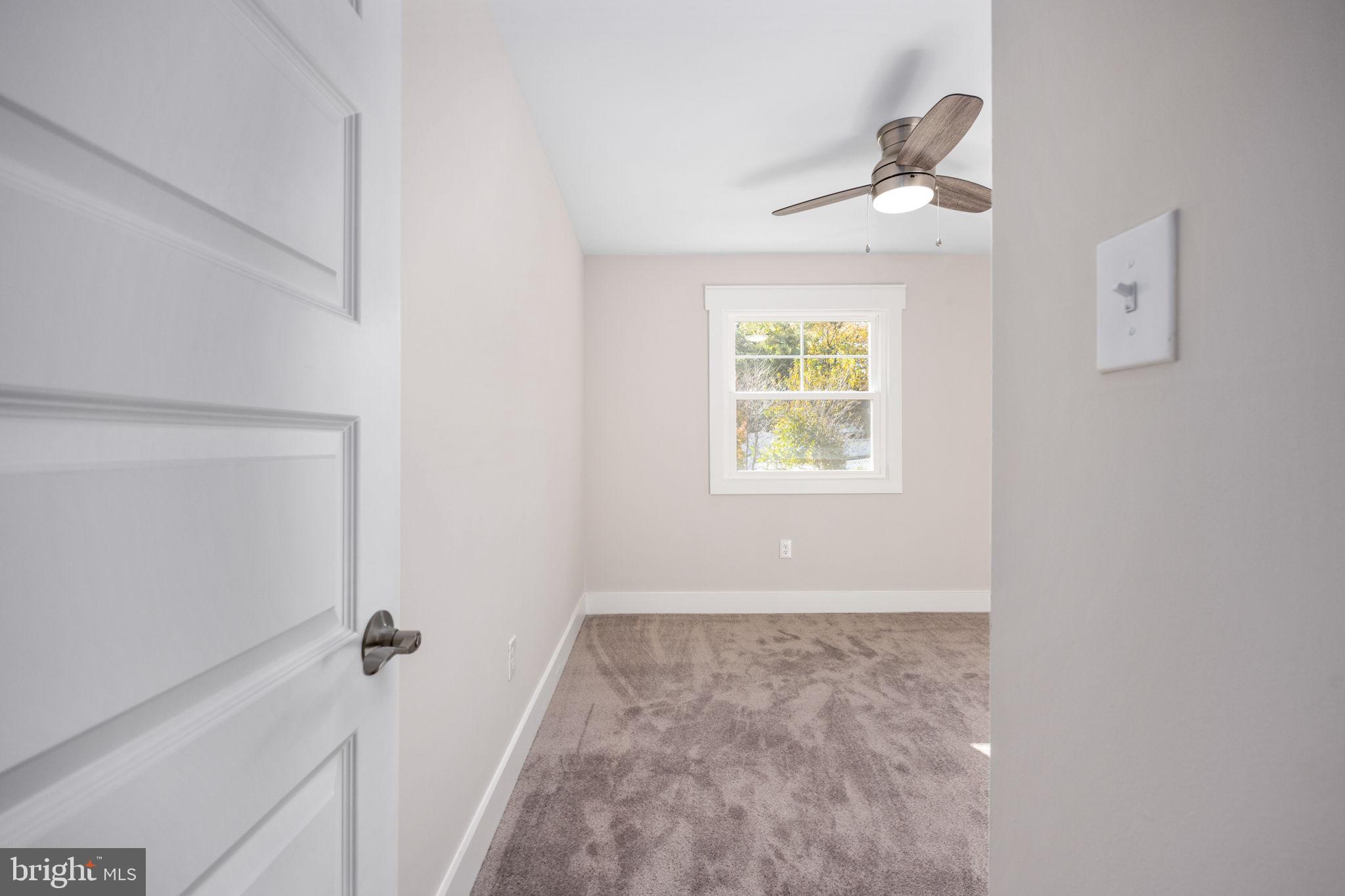 13349 Kingsman Road Woodbridge, VA 22193 - Photo 19 of 45 Gallery Image 19