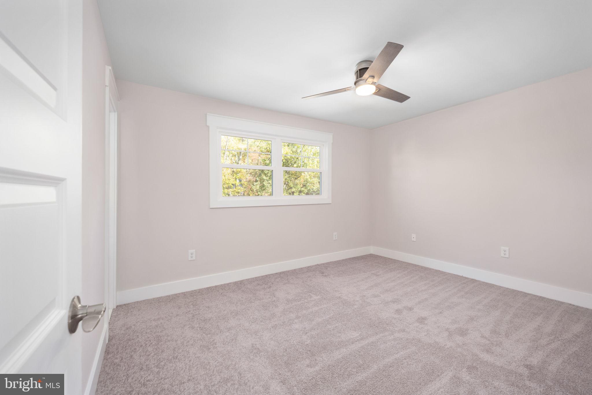 13349 Kingsman Road Woodbridge, VA 22193 - Photo 22 of 45 Gallery Image 22