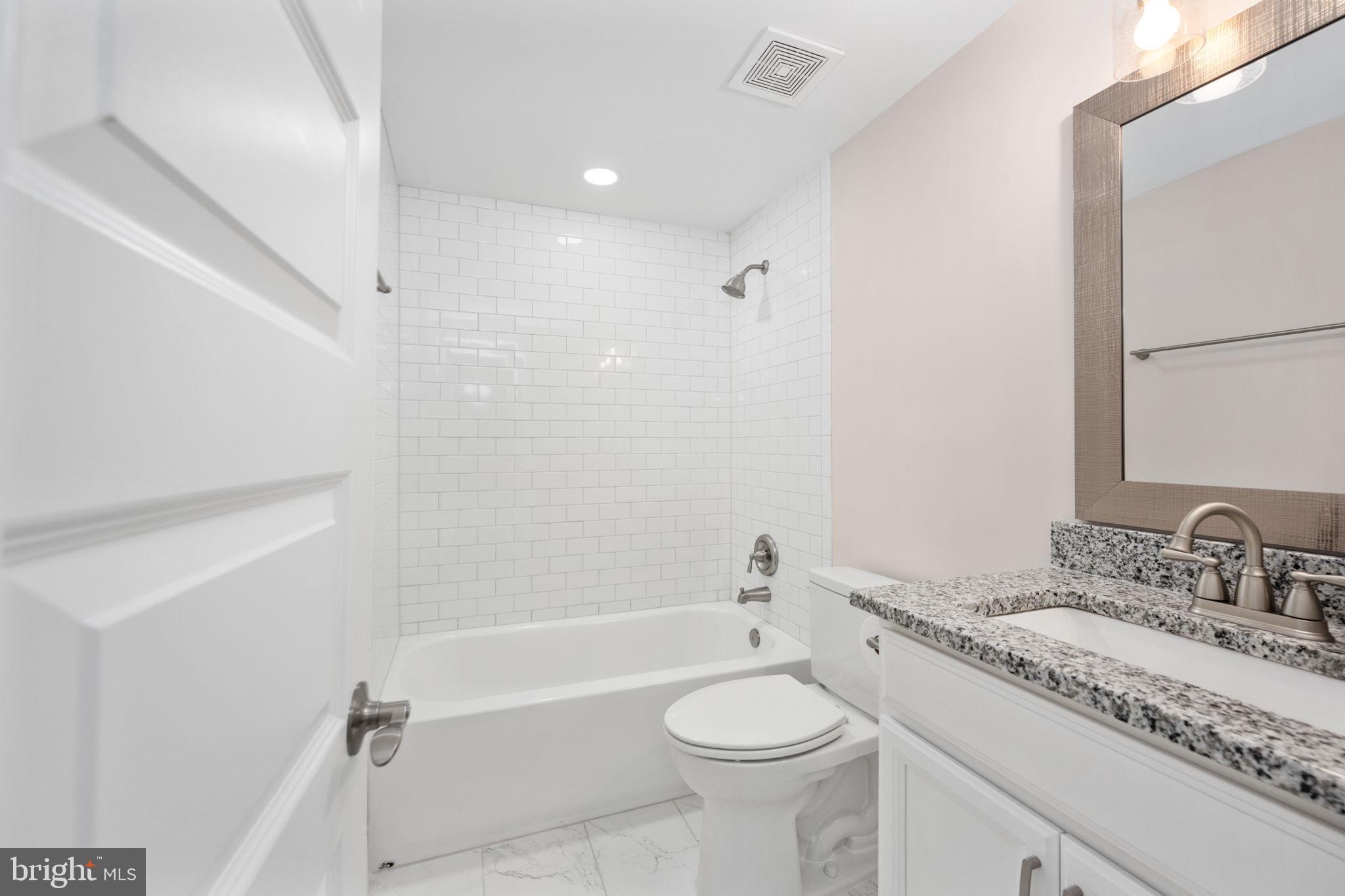 13349 Kingsman Road Woodbridge, VA 22193 - Photo 32 of 45 Gallery Image 32