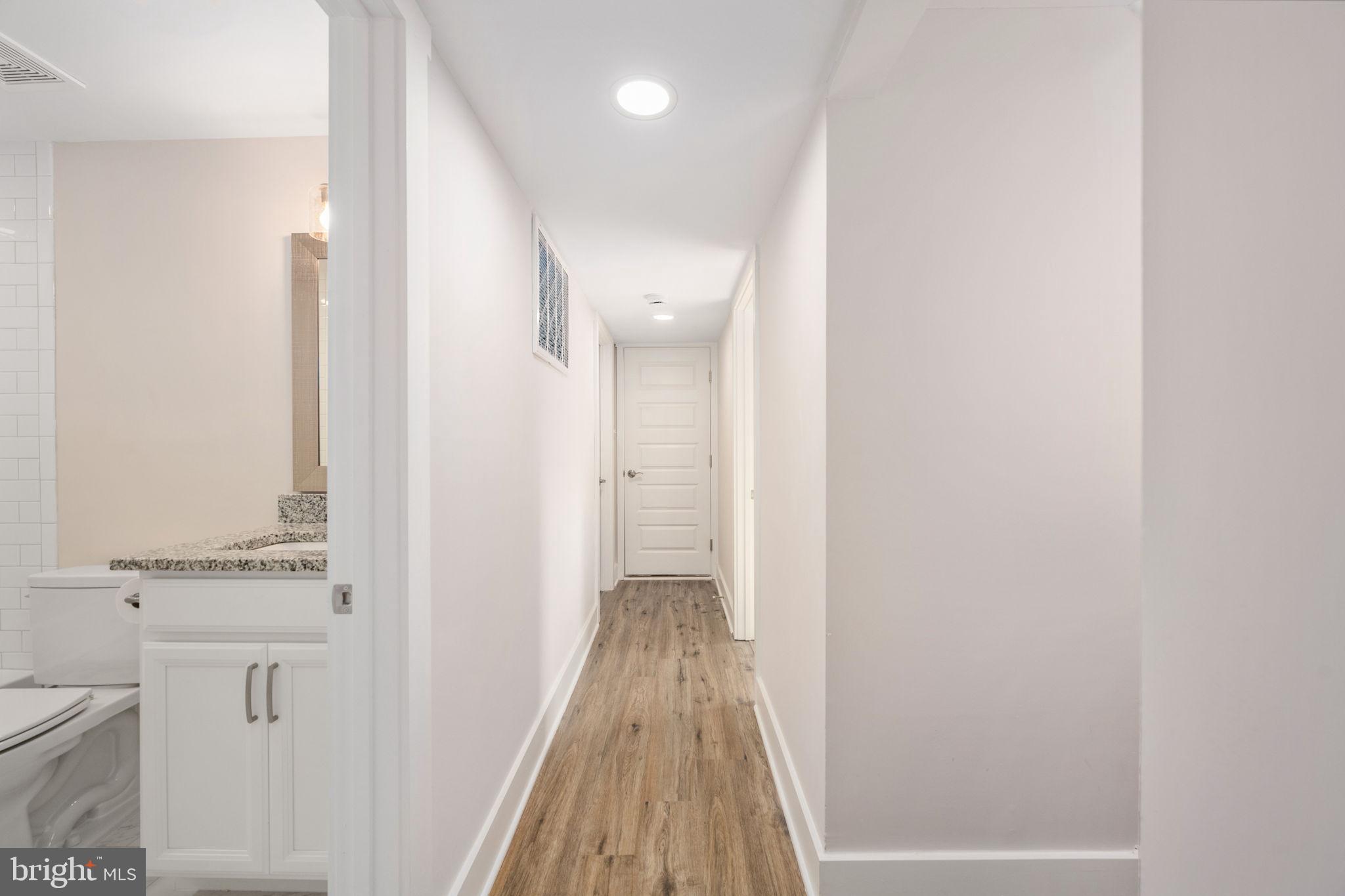 13349 Kingsman Road Woodbridge, VA 22193 - Photo 37 of 45 Gallery Image 37
