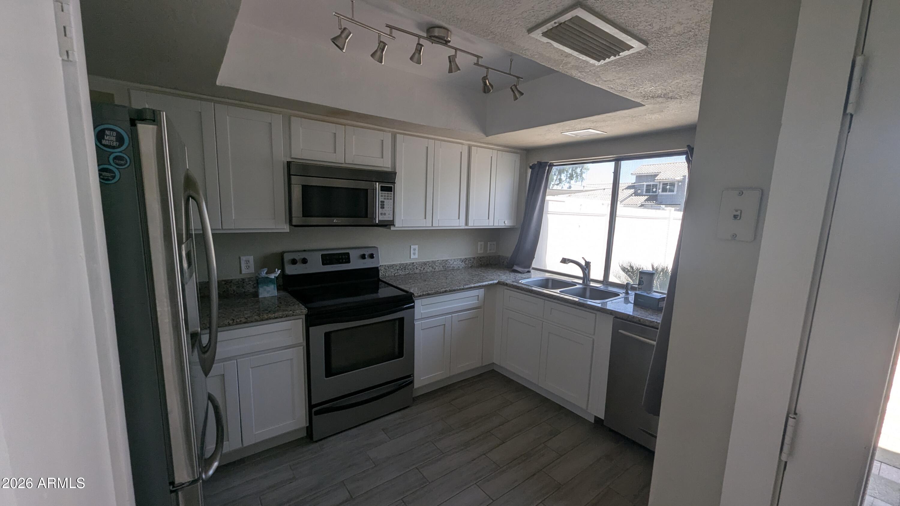 860 North McQueen Road, Unit 1073 Chandler, AZ 85225 - Photo 6 of 16