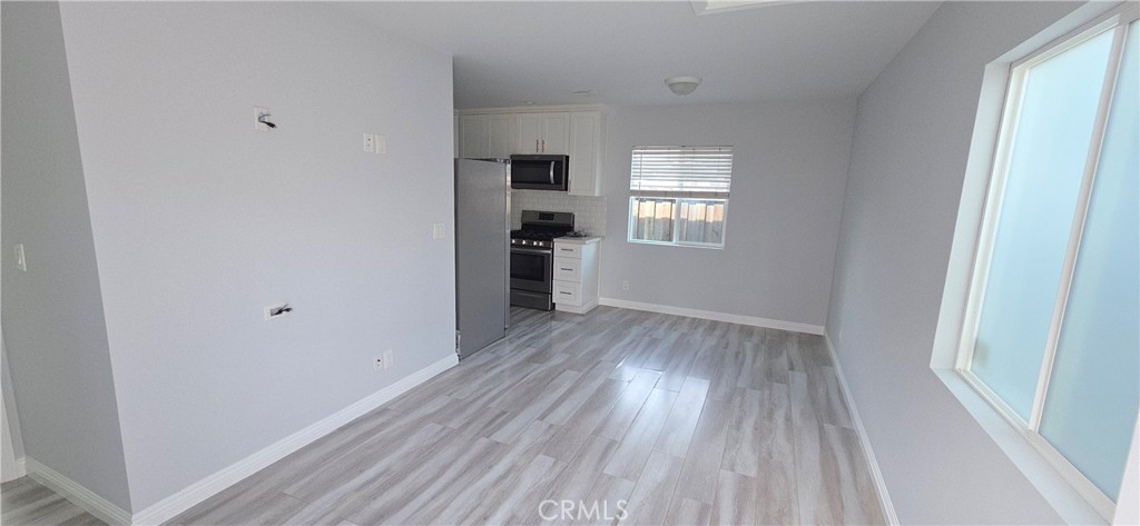 20237 Vanowen Street Winnetka, CA 91306 - Photo 16 of 56