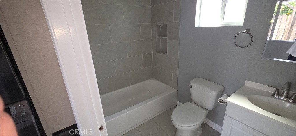 20237 Vanowen Street Winnetka, CA 91306 - Photo 30 of 56