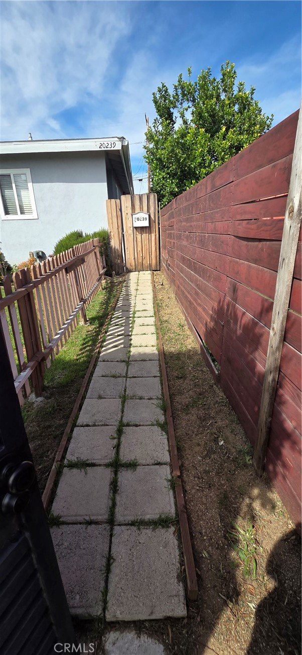 20237 Vanowen Street Winnetka, CA 91306 - Photo 4 of 56