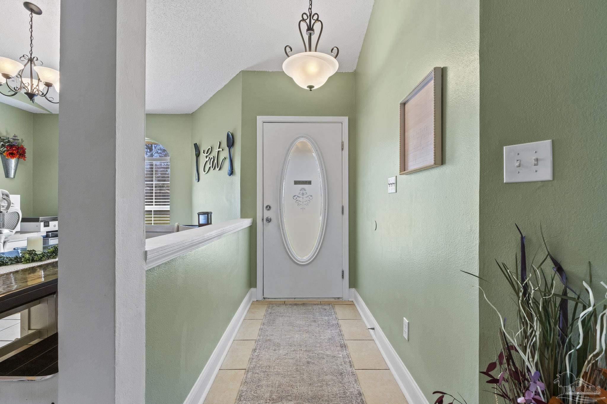 1504 Silver Ridge Drive Cantonment, FL 32533 - Photo 5 of 33 Gallery Image 5