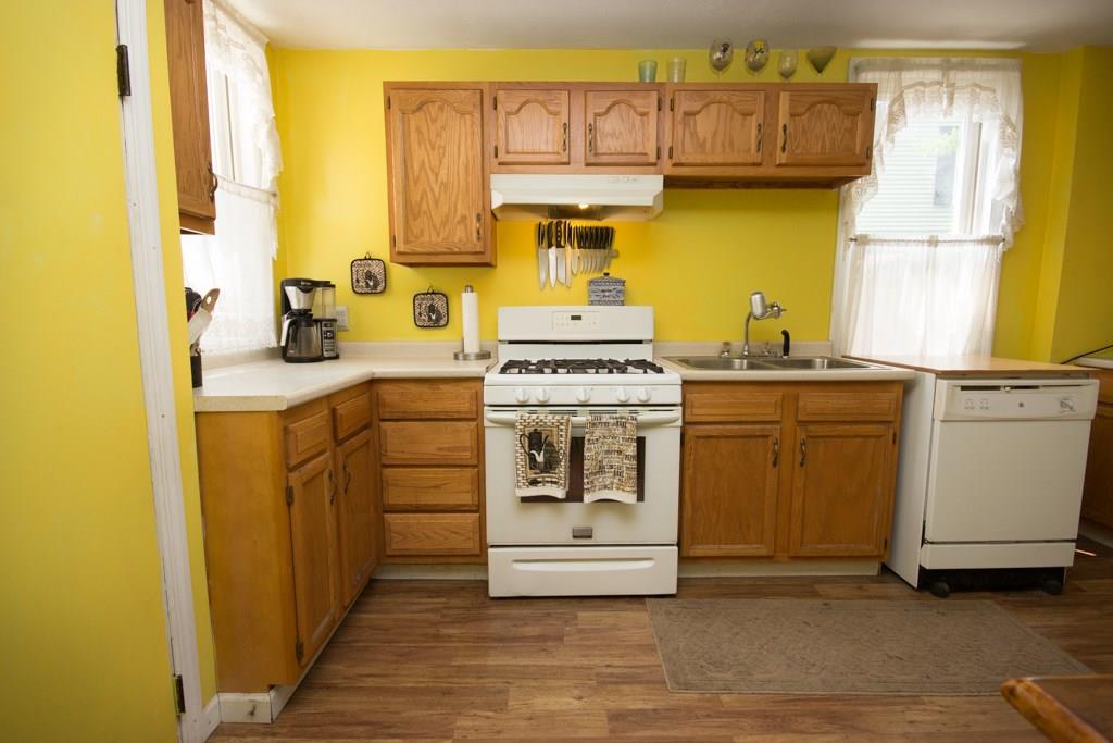 306 Clay Street Rochester, PA 15074 - Photo 6 of 12