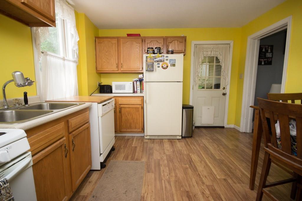 306 Clay Street Rochester, PA 15074 - Photo 7 of 12
