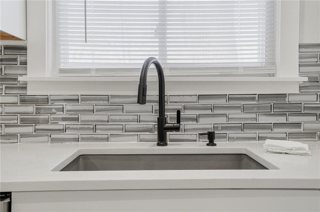 216 Main Street Wellsville, KS 66092 - Photo 18 of 46