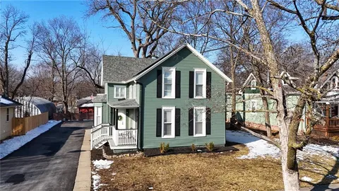 $325,000 | 216 Main Street, Wellsville, KS 66092