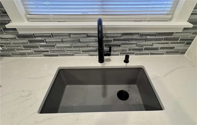 $325,000 | 216 Main Street, Wellsville, KS 66092