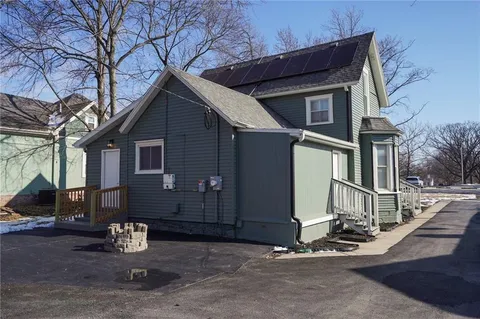 $325,000 | 216 Main Street, Wellsville, KS 66092