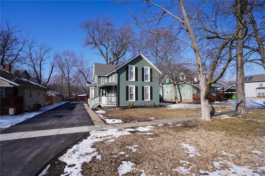 216 Main Street Wellsville, KS 66092 - Photo 5 of 46