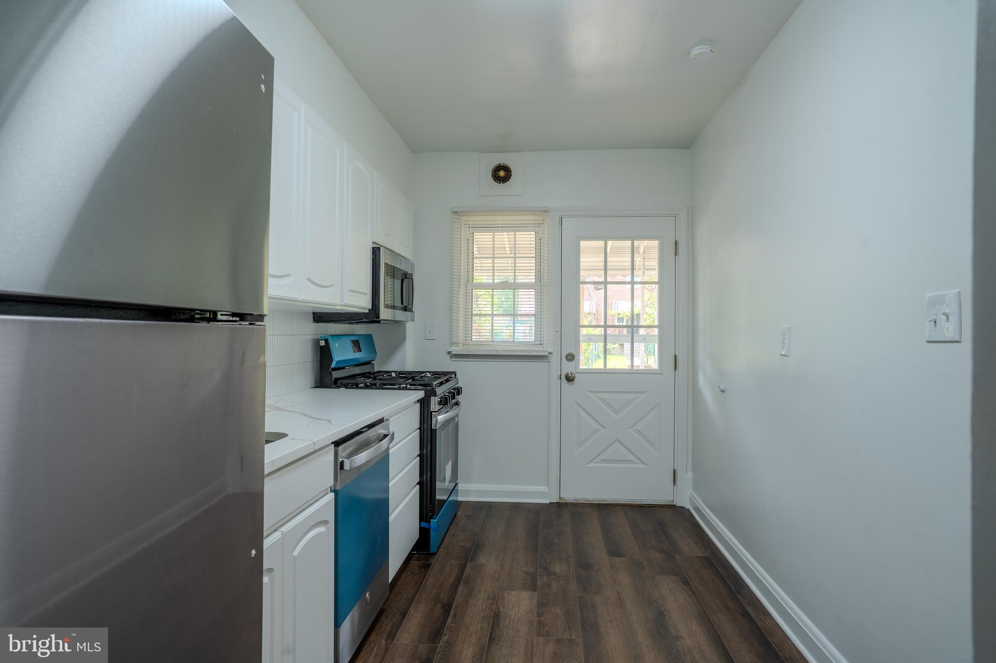 5810 Falkirk Road Baltimore, MD 21239 - Photo 8 of 28