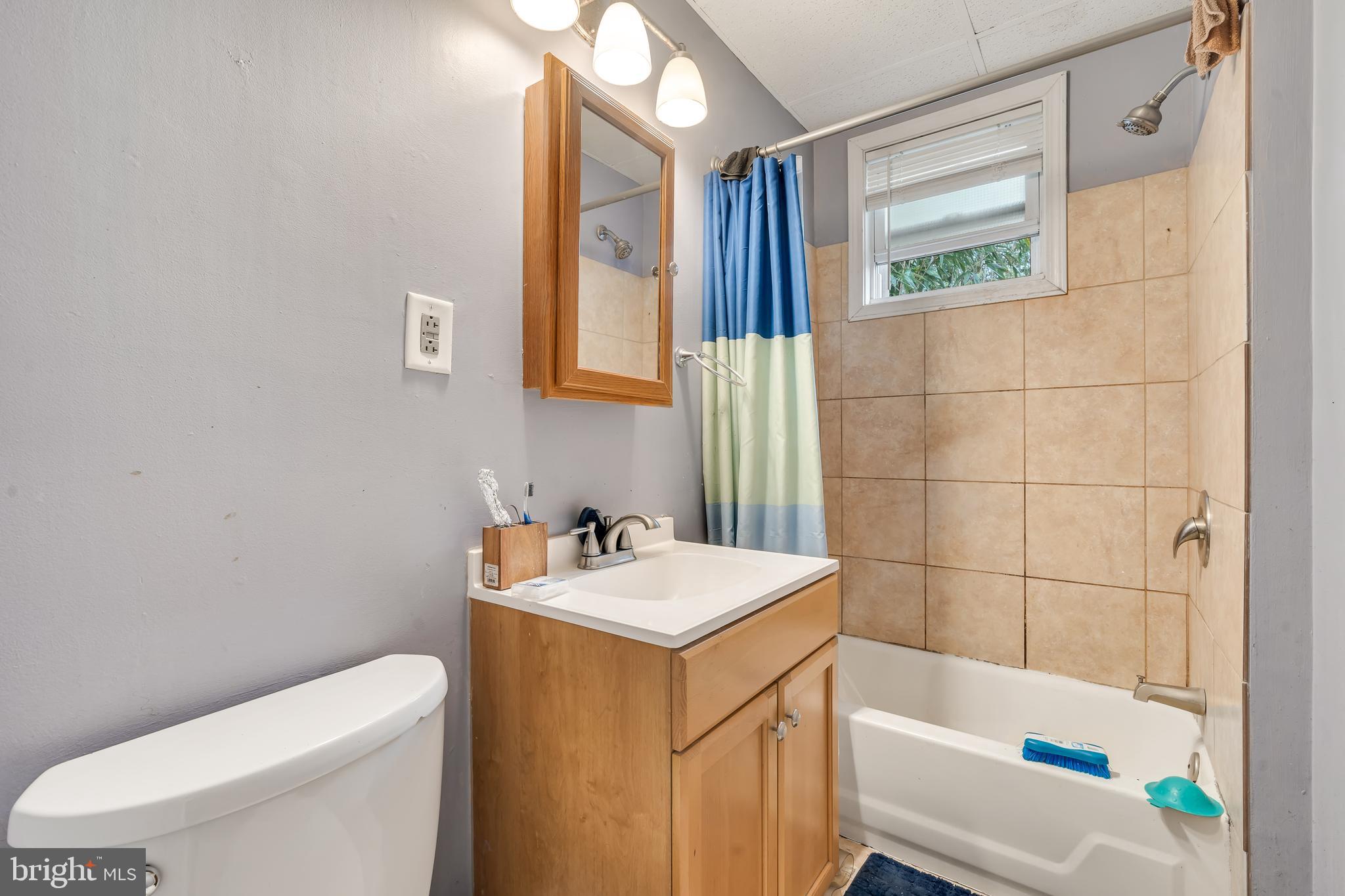 317-319 Walnut Street Delanco, NJ 08075 - Photo 8 of 22